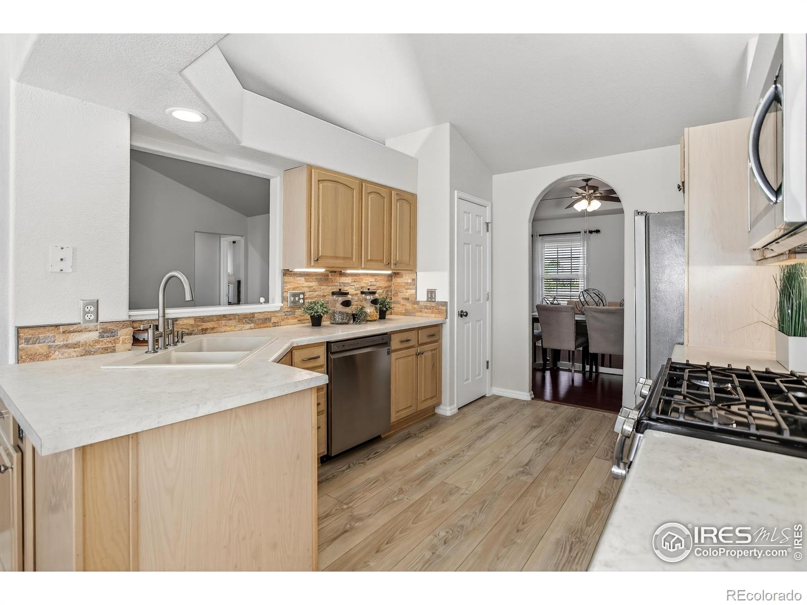 MLS Image #11 for 56920 e 42nd court,strasburg, Colorado
