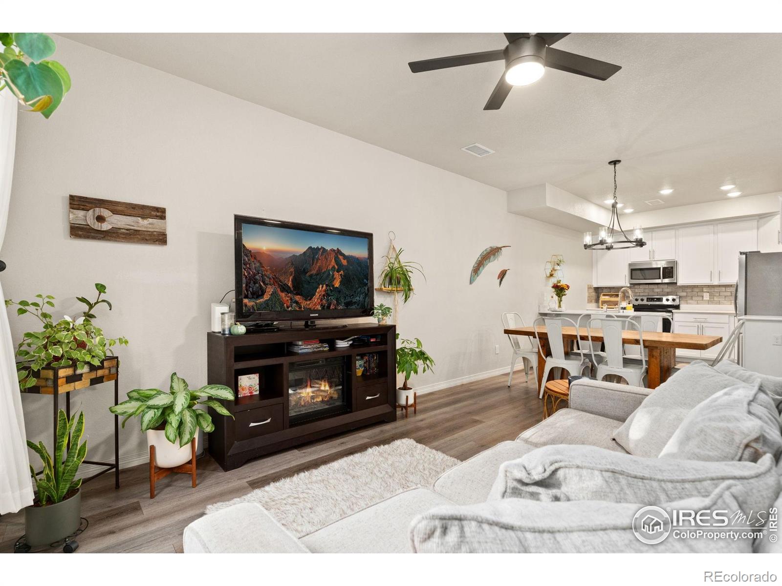 MLS Image #6 for 865  winding brook drive,berthoud, Colorado