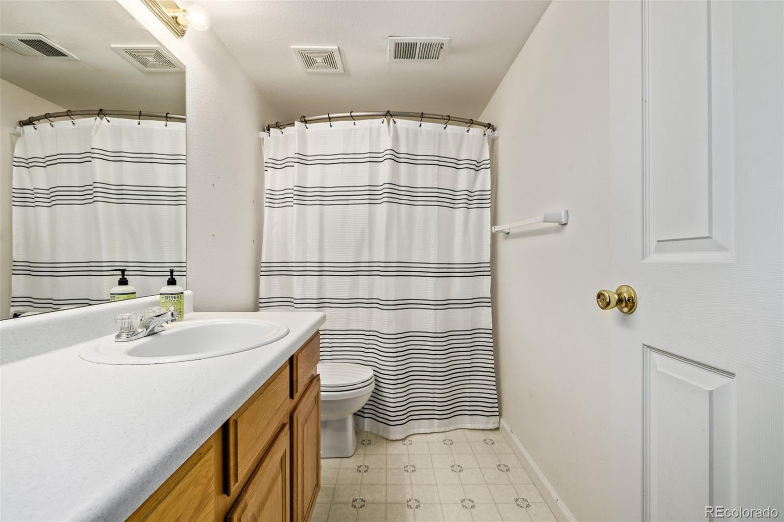 MLS Image #14 for 519 n 28th avenue court,greeley, Colorado