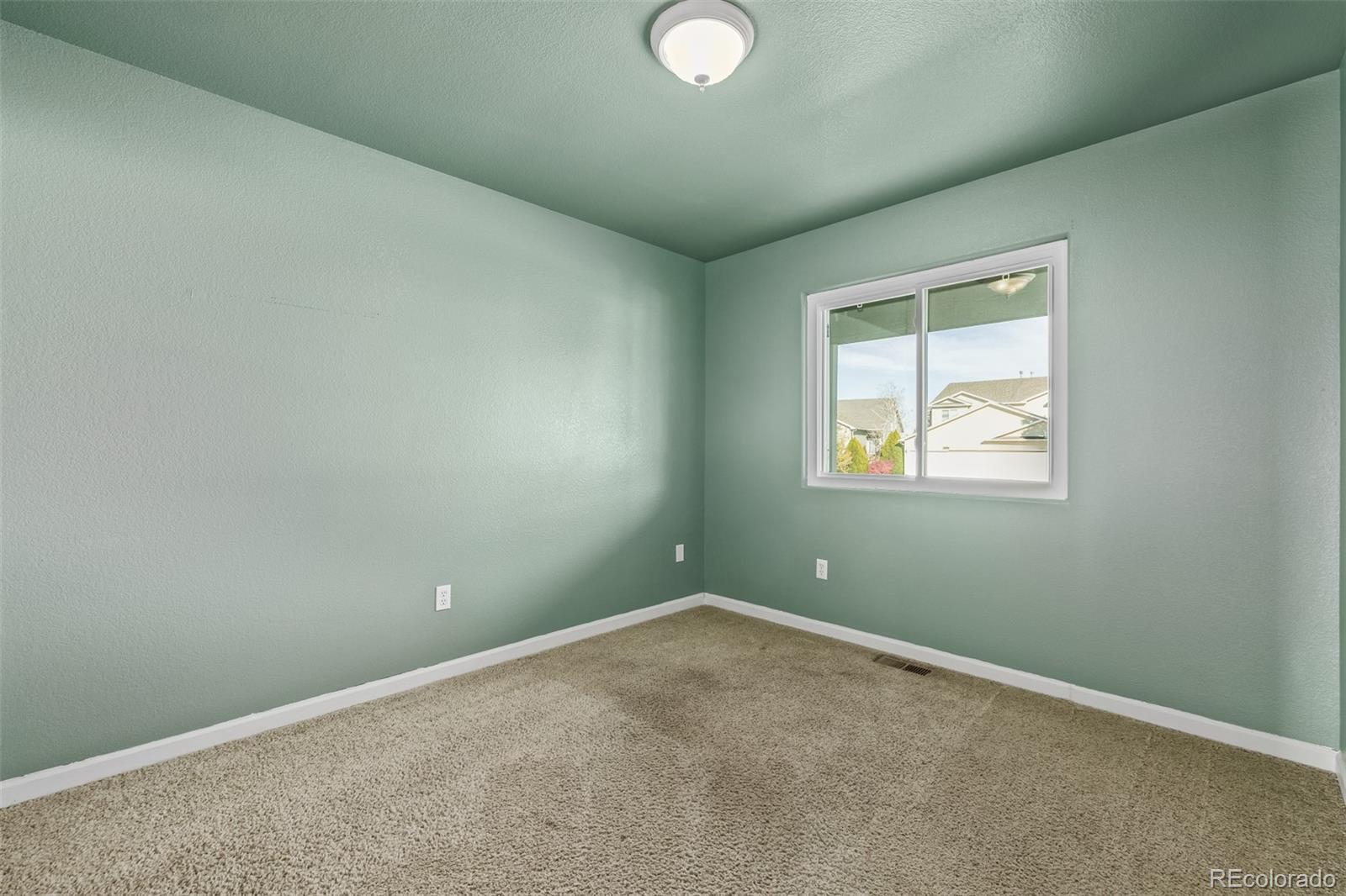 MLS Image #15 for 519 n 28th avenue court,greeley, Colorado