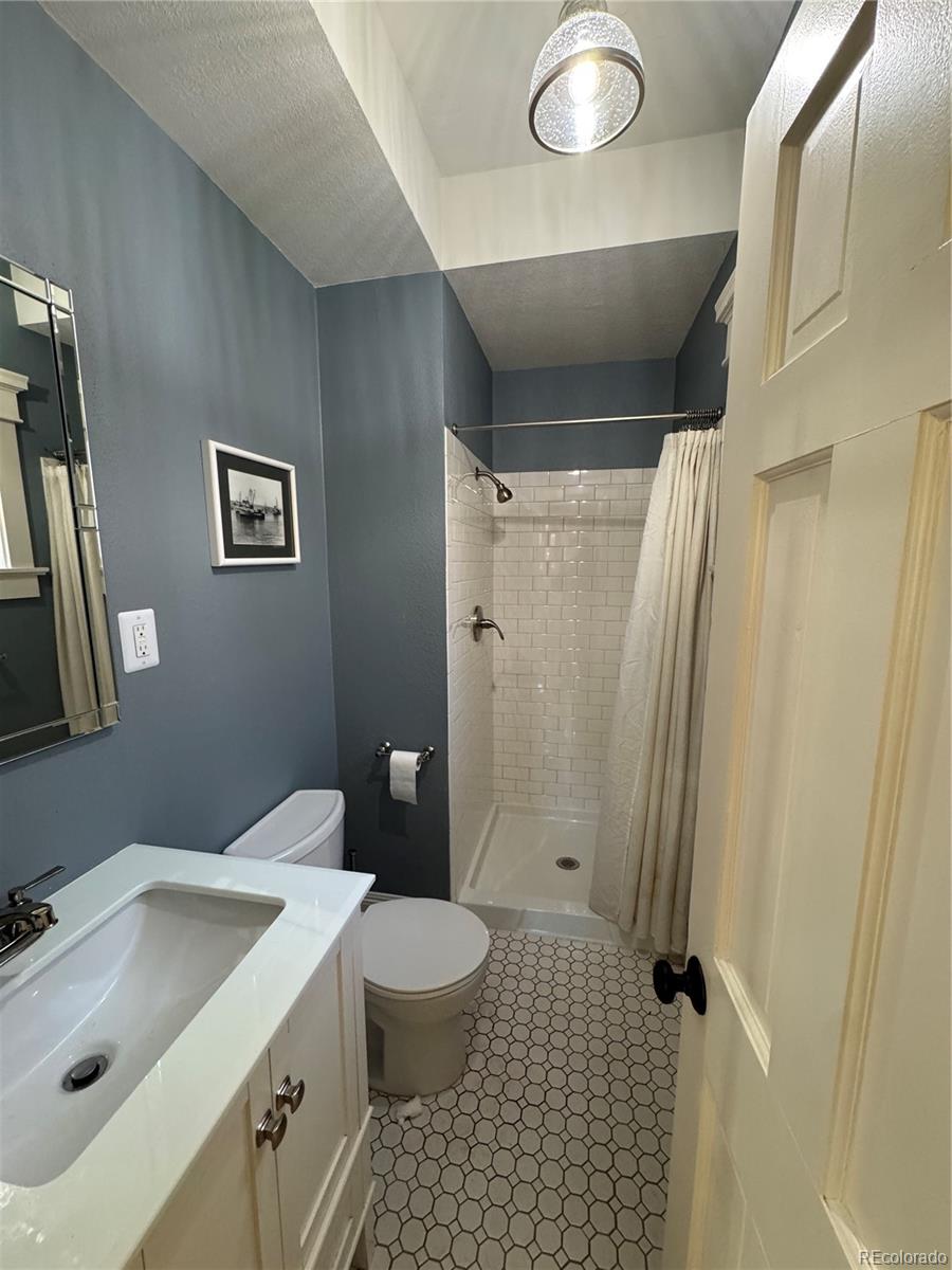 MLS Image #13 for 233 s emerson street,denver, Colorado