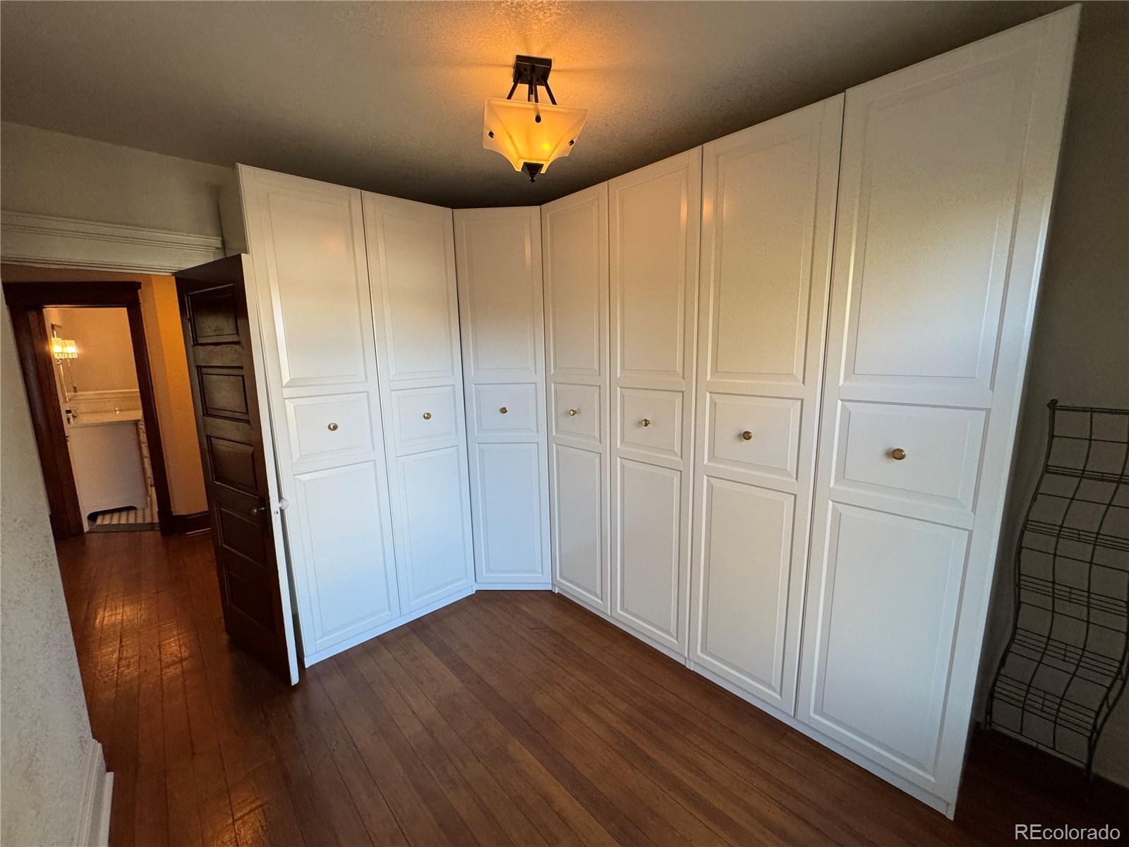MLS Image #26 for 233 s emerson street,denver, Colorado
