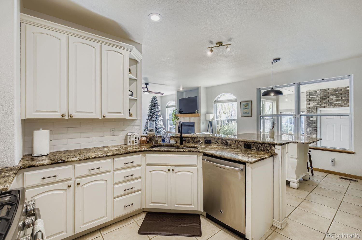MLS Image #11 for 101 e indiana avenue,berthoud, Colorado