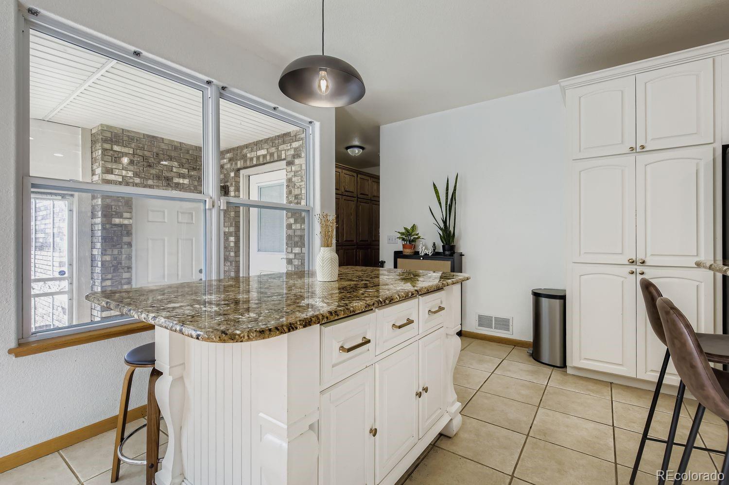 MLS Image #14 for 101 e indiana avenue,berthoud, Colorado