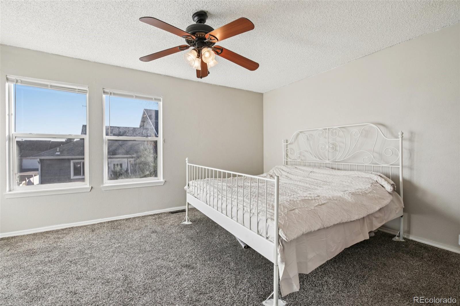 MLS Image #11 for 19056 e 16th place,aurora, Colorado