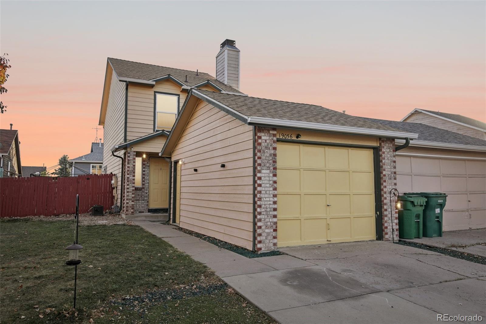 MLS Image #2 for 19056 e 16th place,aurora, Colorado