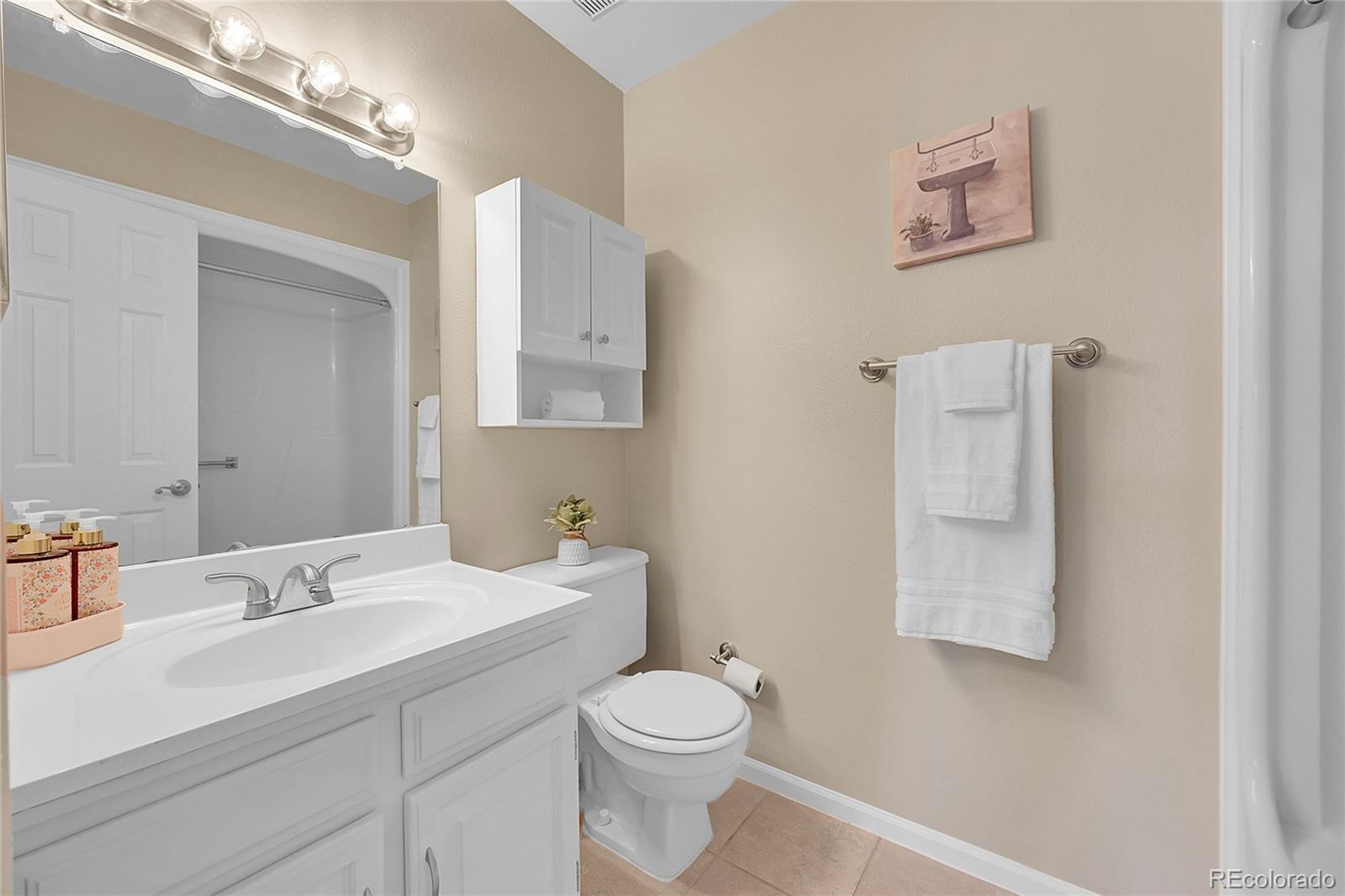 MLS Image #19 for 12685 e pacific circle c,aurora, Colorado