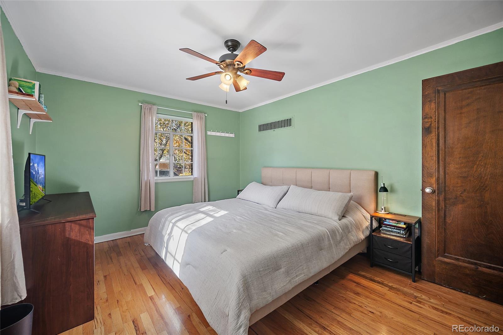 MLS Image #11 for 1410  vine street,denver, Colorado
