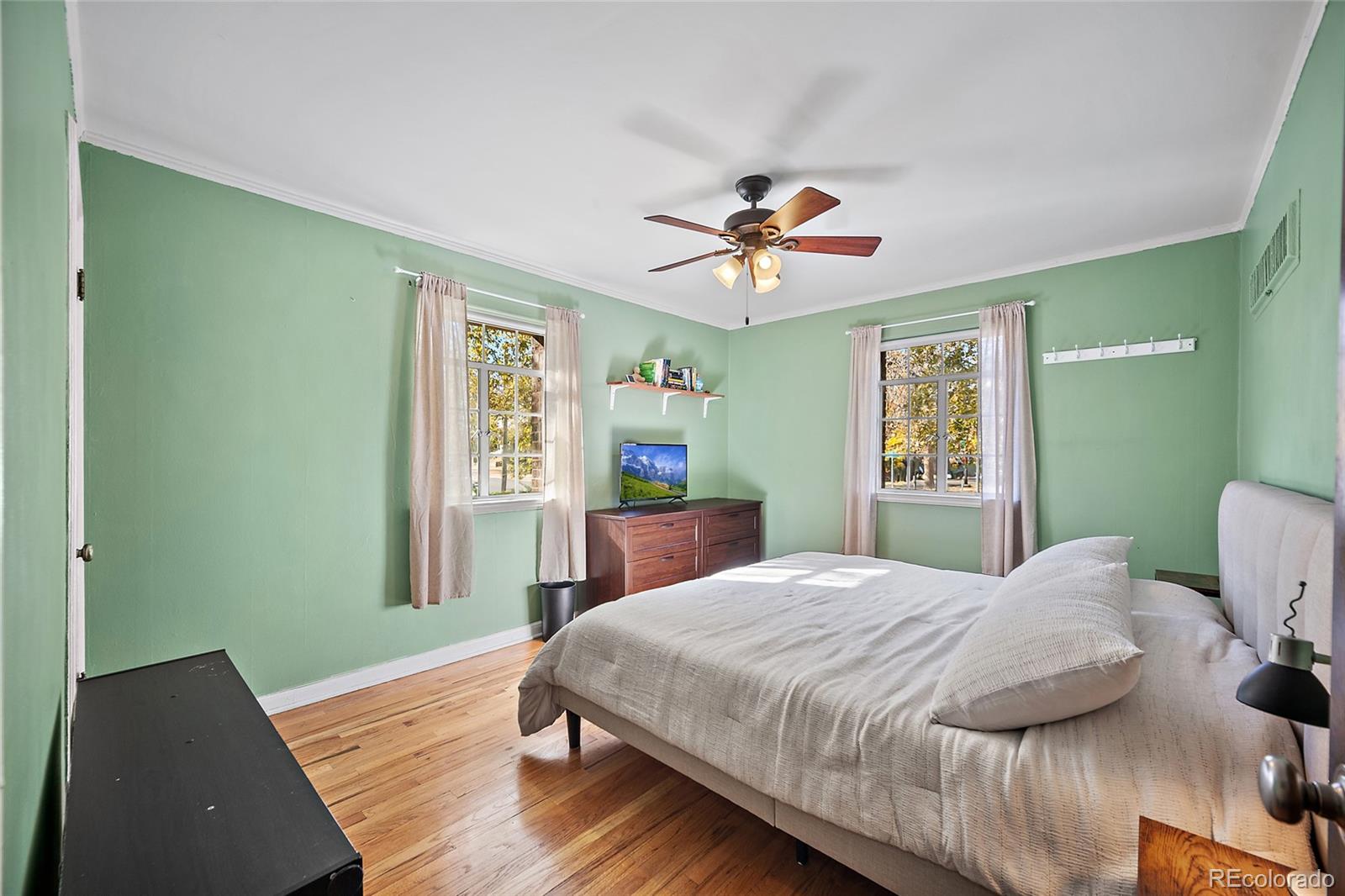 MLS Image #12 for 1410  vine street,denver, Colorado