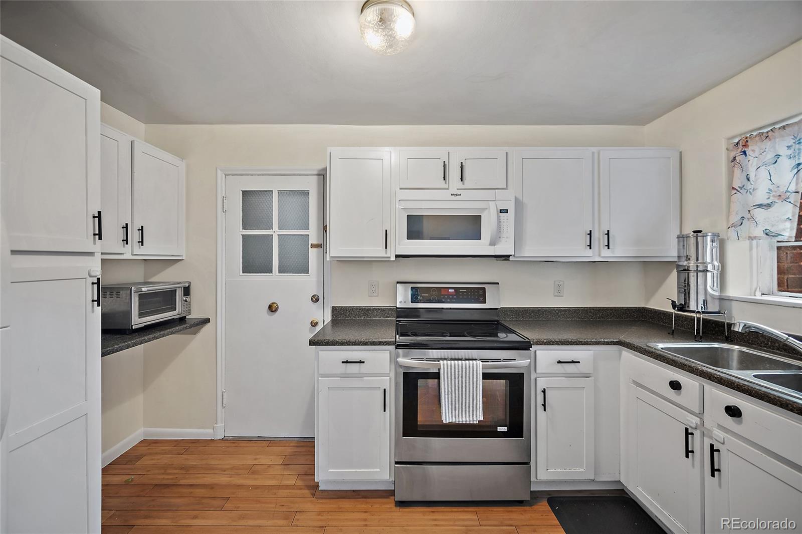 MLS Image #17 for 1410  vine street,denver, Colorado