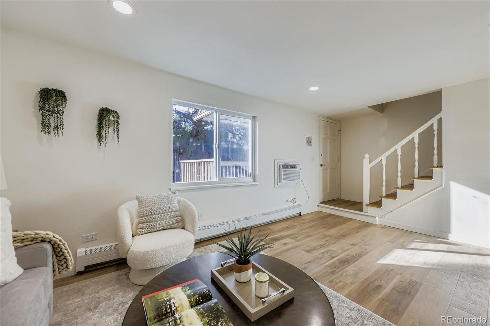 MLS Image #2 for 1525 s holly street 201,denver, Colorado