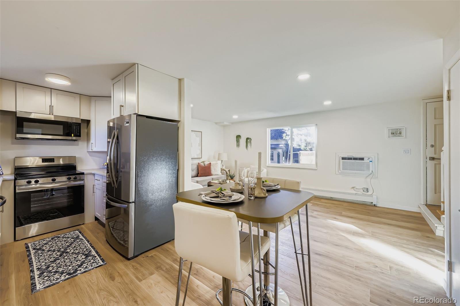 MLS Image #5 for 1525 s holly street 201,denver, Colorado