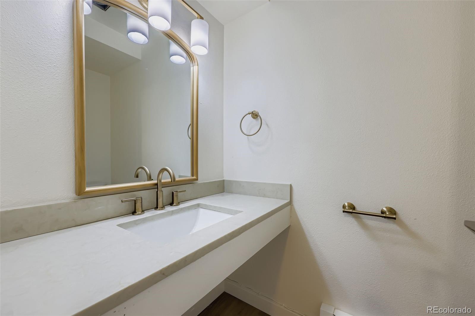MLS Image #9 for 1525 s holly street 201,denver, Colorado