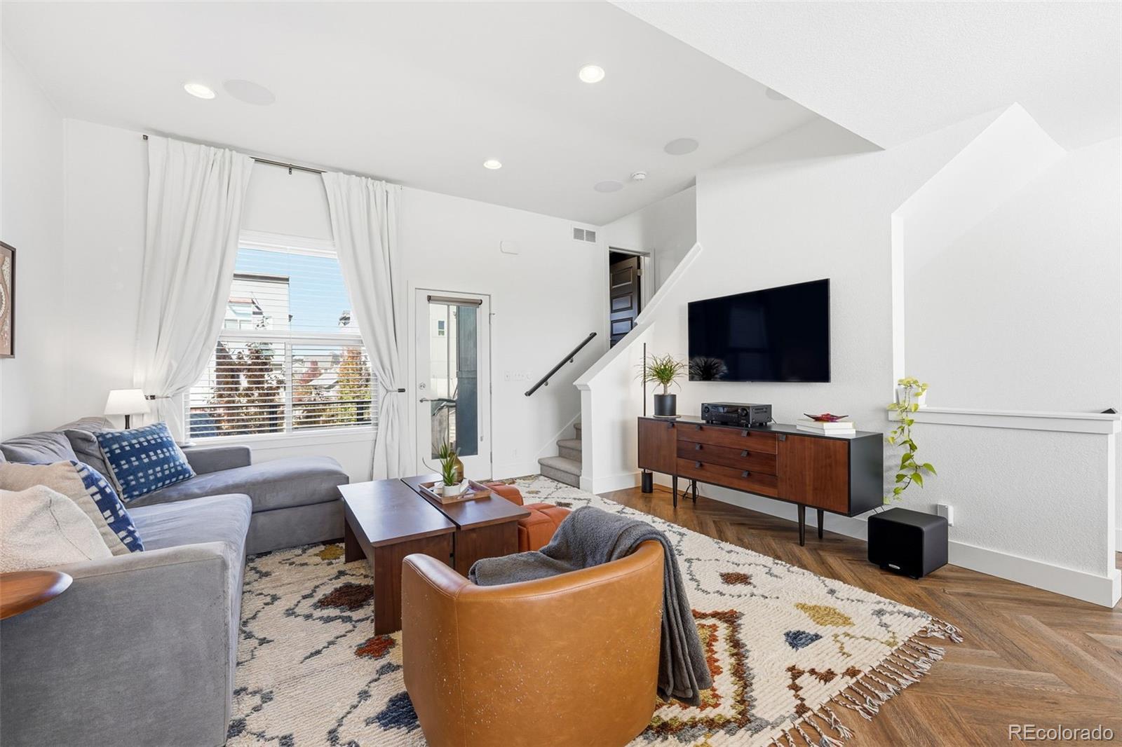 MLS Image #4 for 9120 e 52nd drive ,denver, Colorado
