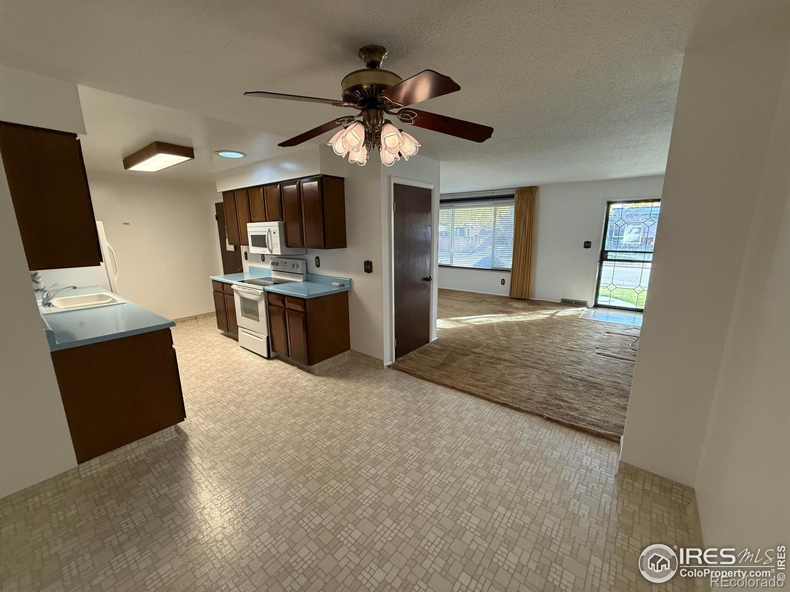 MLS Image #2 for 1727 s field court,lakewood, Colorado
