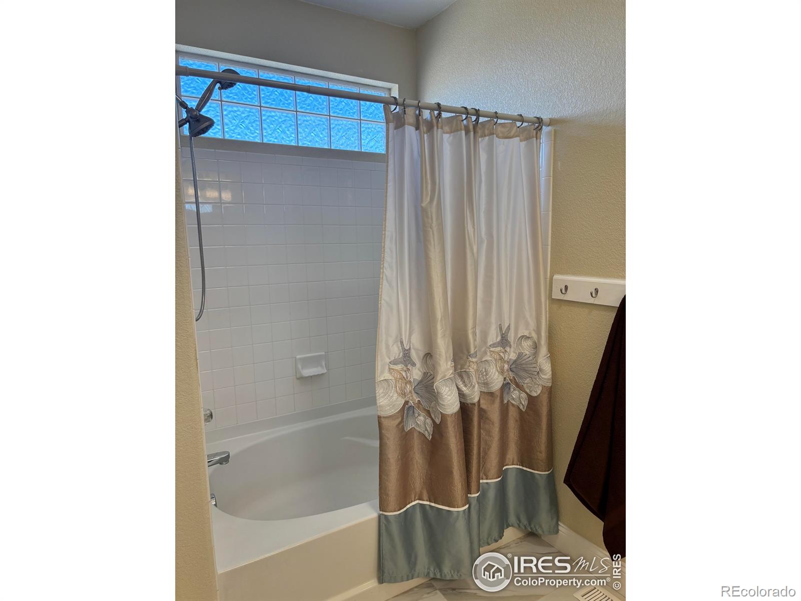 MLS Image #11 for 5965  thistle ridge avenue,firestone, Colorado