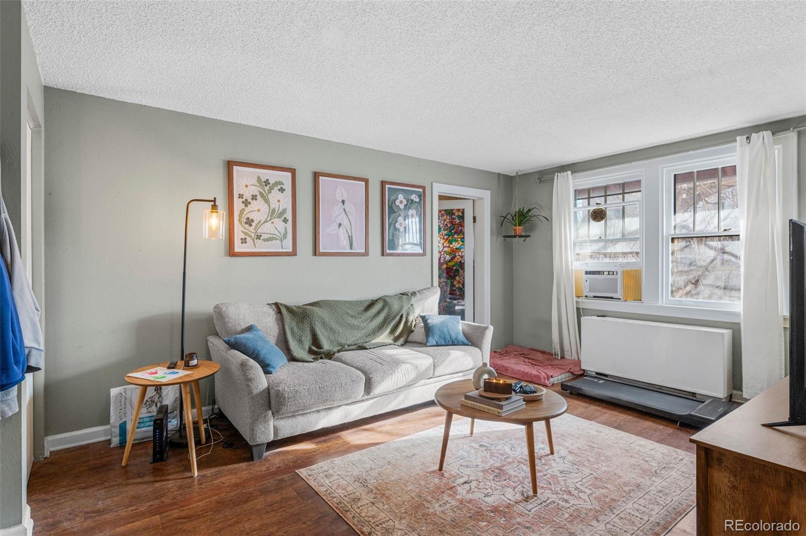 MLS Image #2 for 2101 s josephine street 202,denver, Colorado