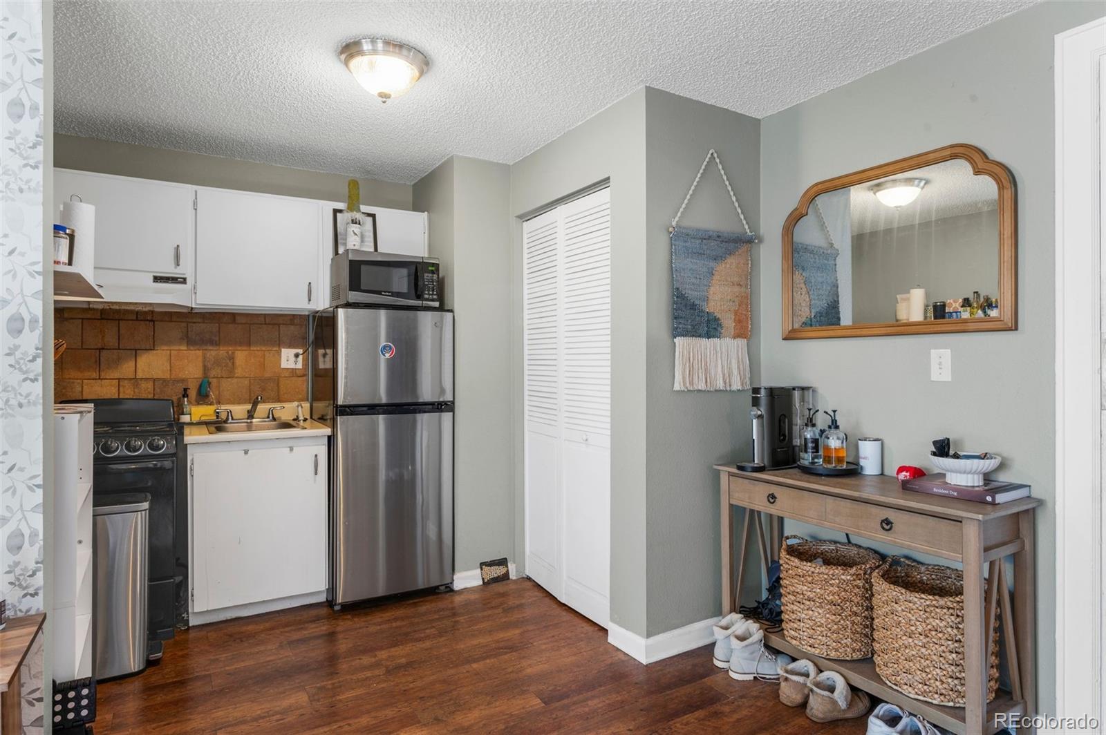 MLS Image #7 for 2101 s josephine street 202,denver, Colorado
