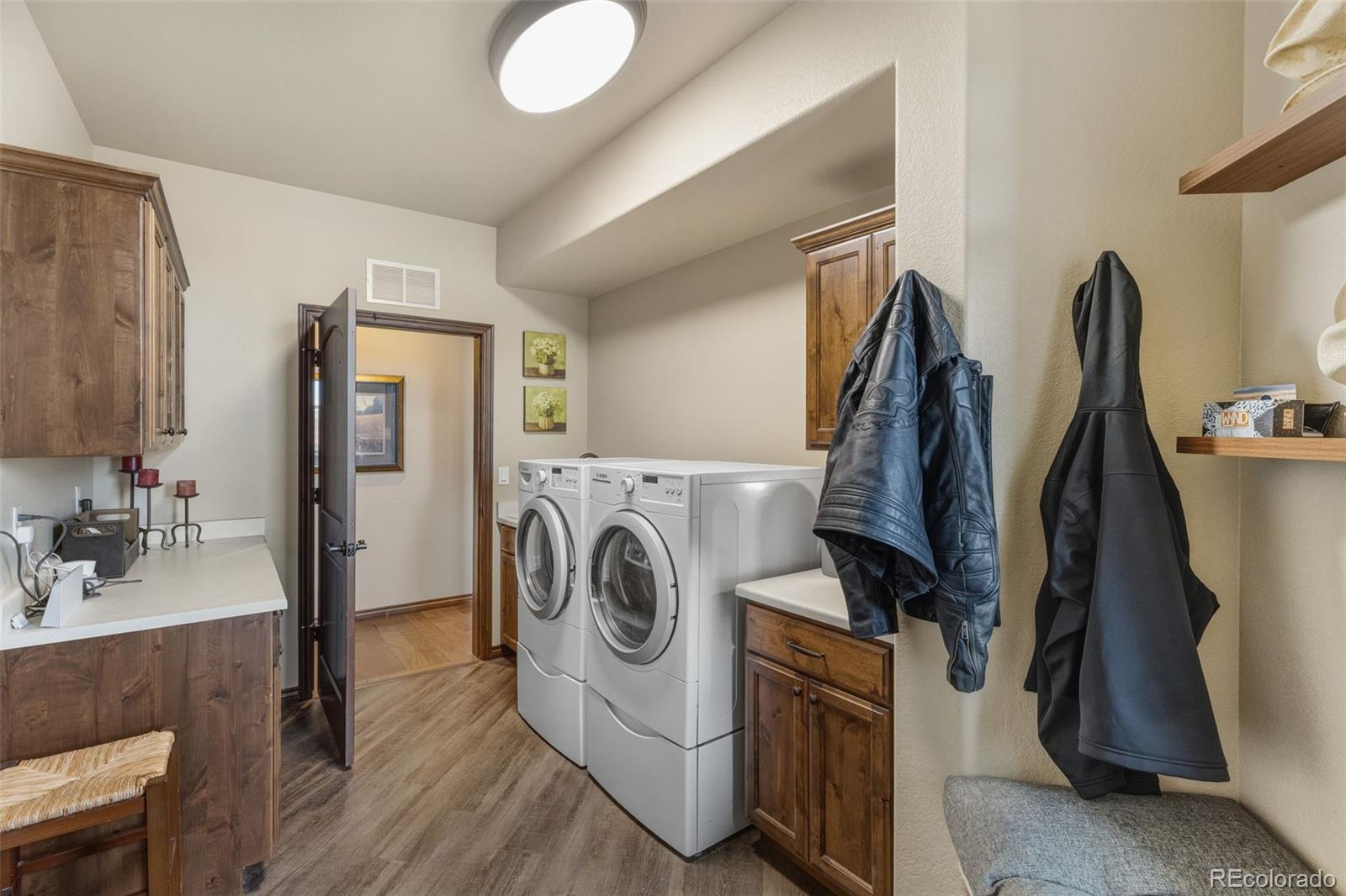 MLS Image #15 for 20010  thunder road,colorado springs, Colorado