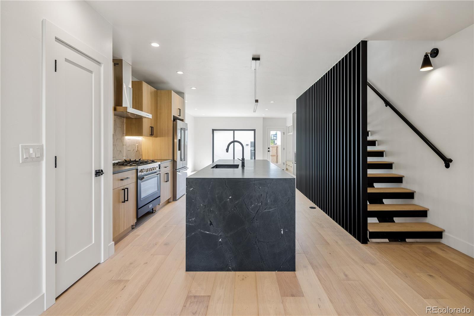 MLS Image #5 for 4032 n osage street,denver, Colorado