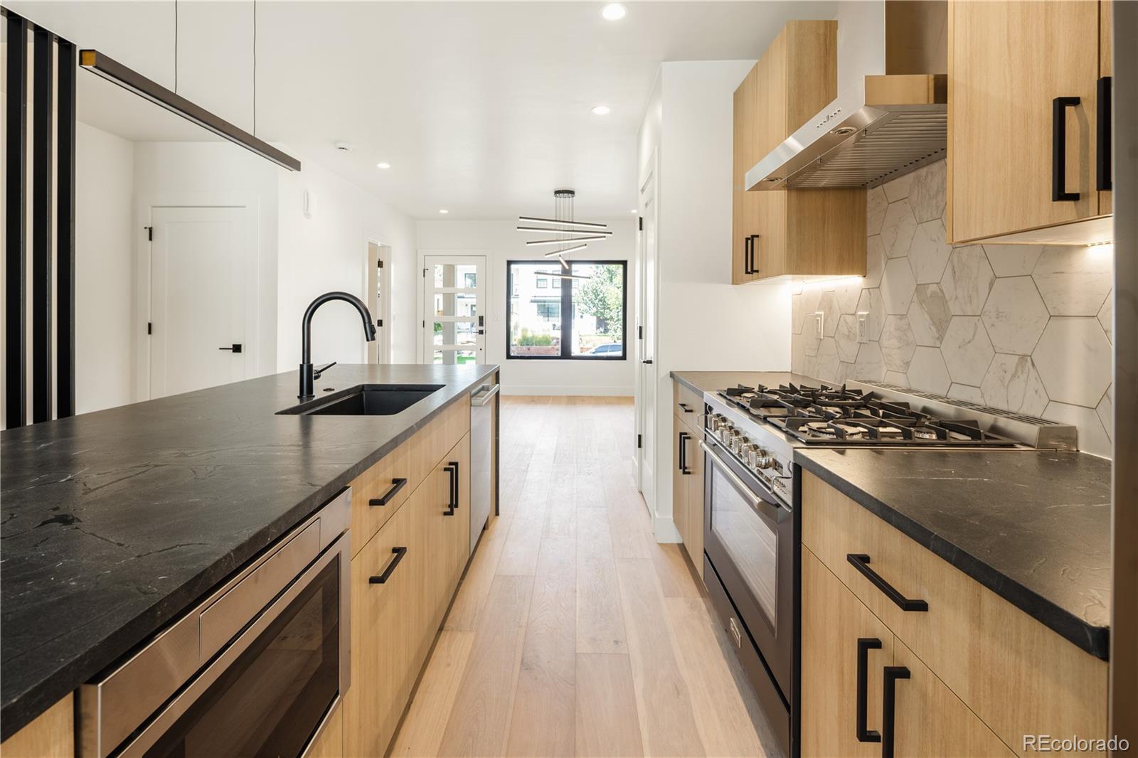 MLS Image #7 for 4032 n osage street,denver, Colorado
