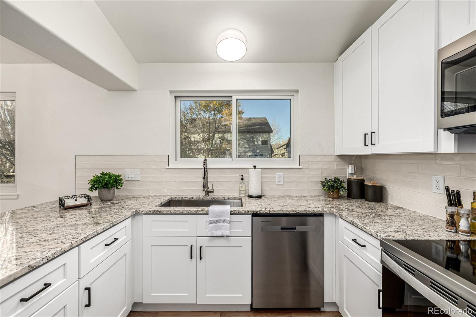 MLS Image #14 for 4083 s kirk way,aurora, Colorado