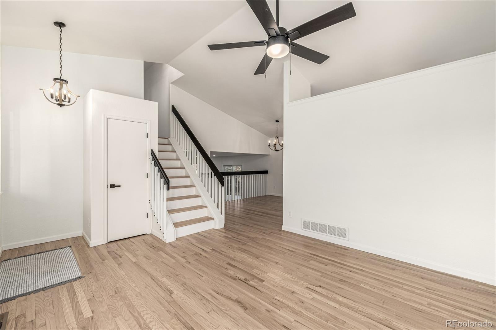 MLS Image #7 for 4083 s kirk way,aurora, Colorado