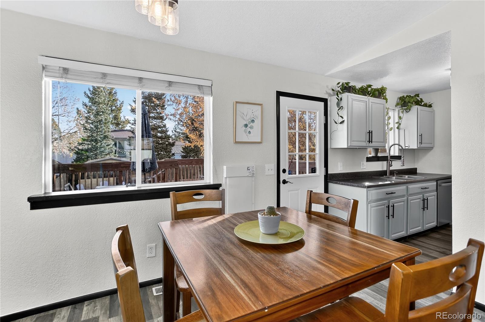 MLS Image #3 for 3920 s truckee court,aurora, Colorado