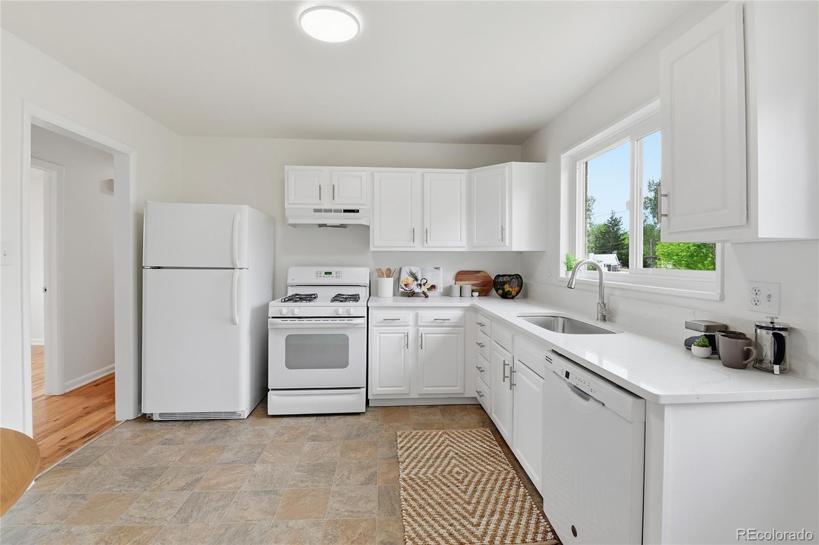 MLS Image #7 for 4773 s newton street,littleton, Colorado