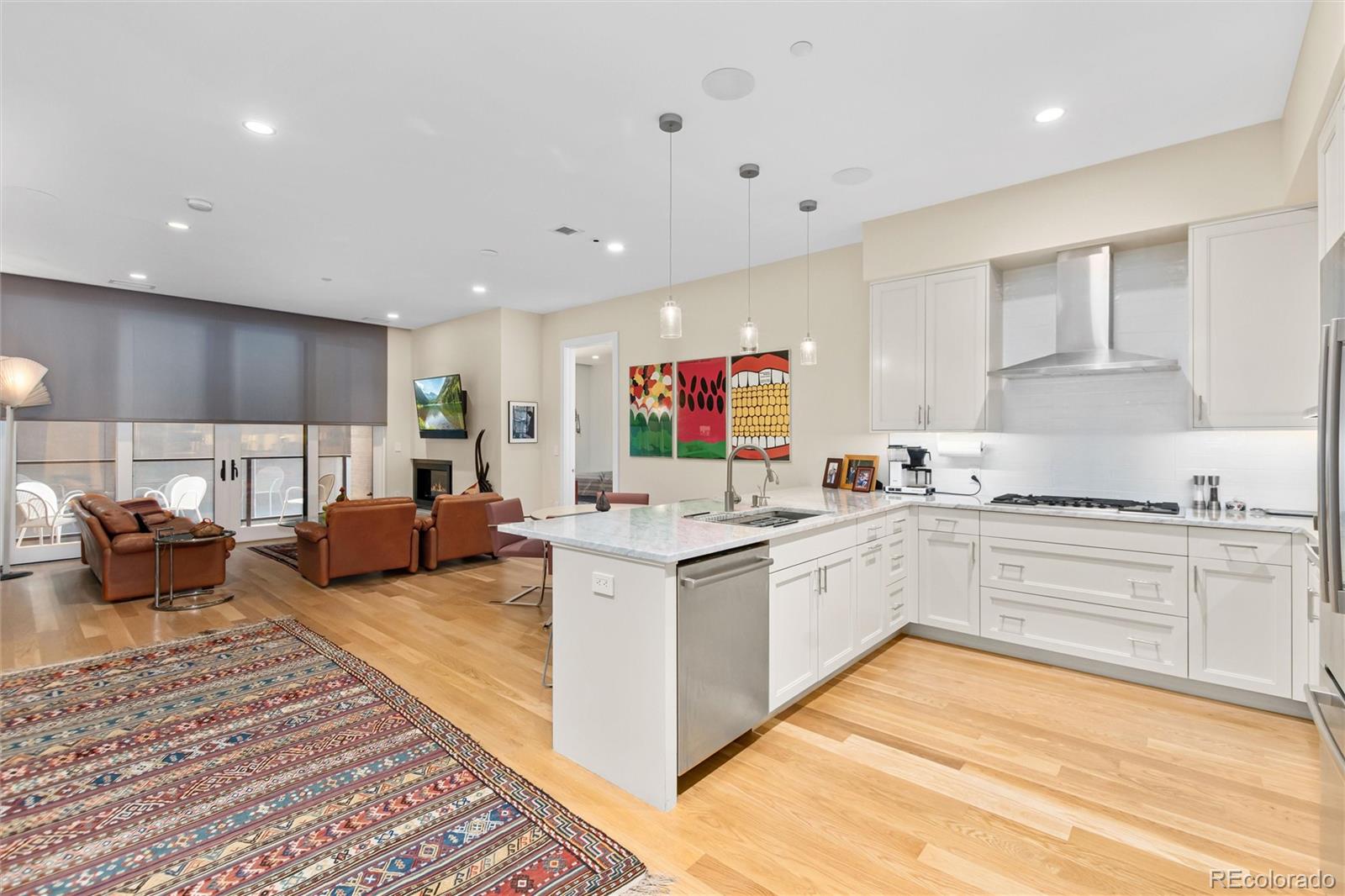 MLS Image #4 for 250  columbine street 409,denver, Colorado