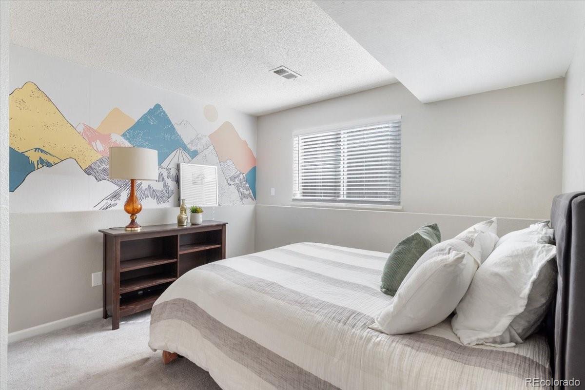 MLS Image #21 for 20423 e 43rd avenue,denver, Colorado