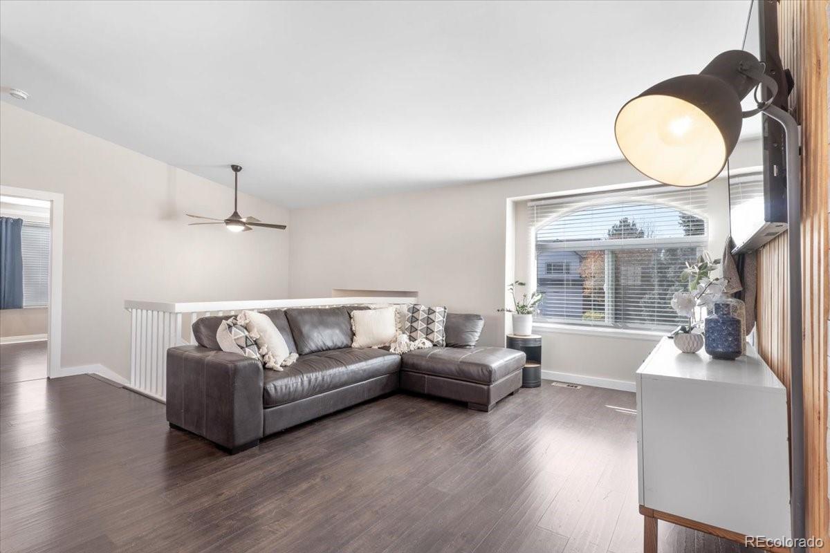 MLS Image #5 for 20423 e 43rd avenue,denver, Colorado