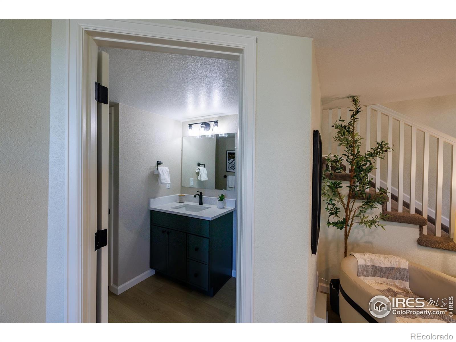 MLS Image #4 for 615  utica street,denver, Colorado