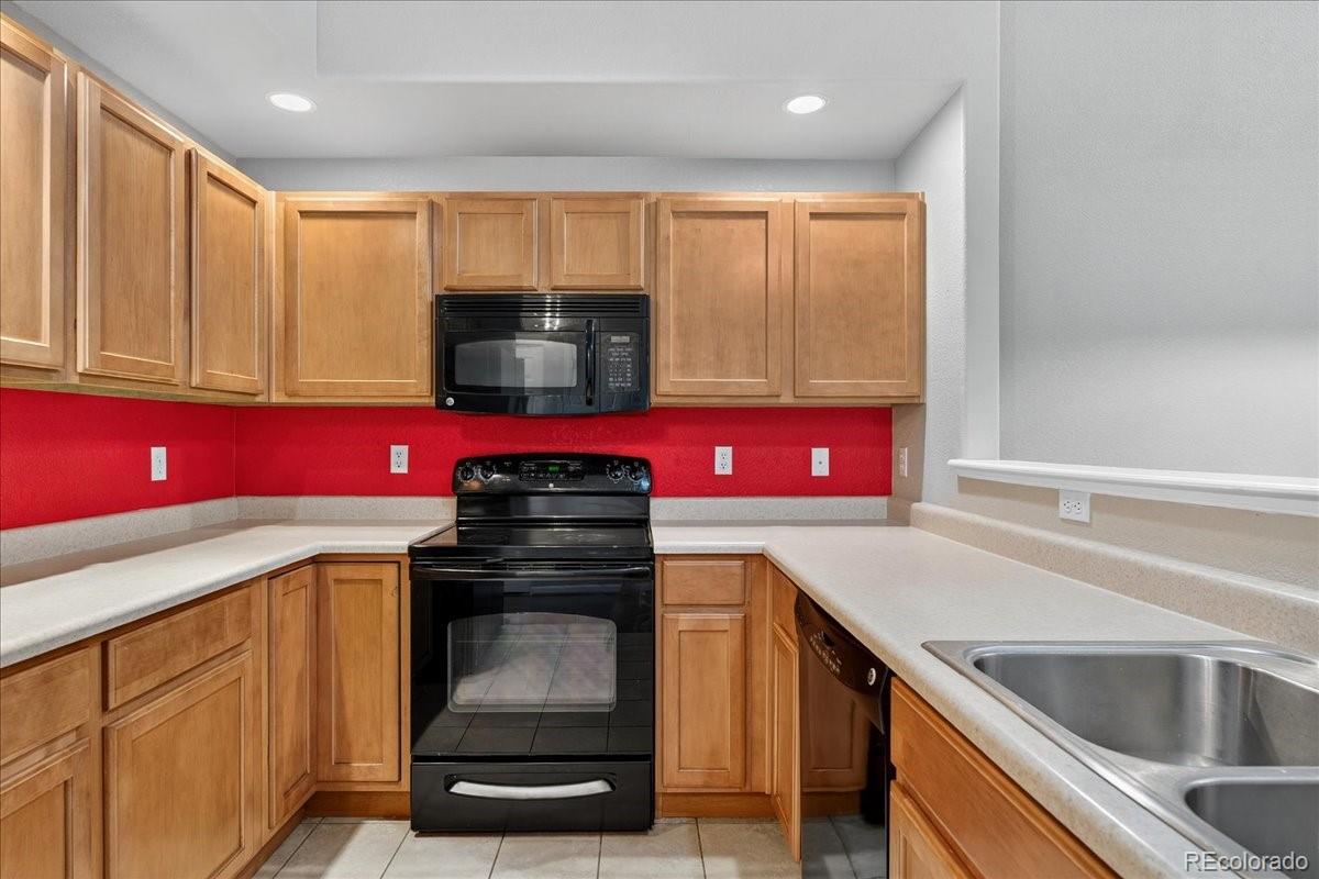 MLS Image #7 for 5800  tower road,denver, Colorado