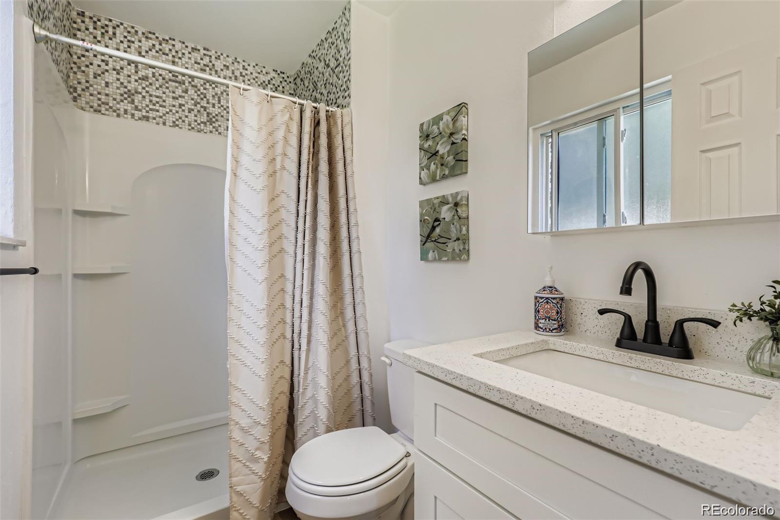 MLS Image #11 for 19094 e kansas drive,aurora, Colorado
