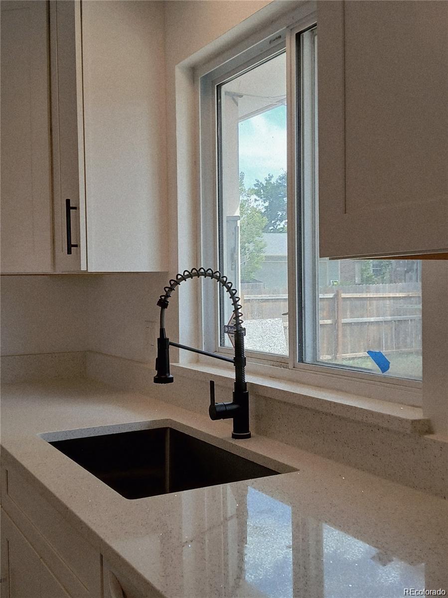 MLS Image #5 for 19094 e kansas drive,aurora, Colorado