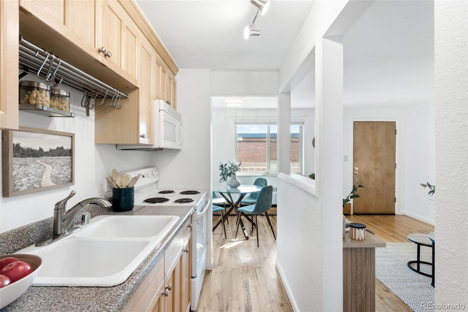 MLS Image #2 for 148 s emerson street 303,denver, Colorado