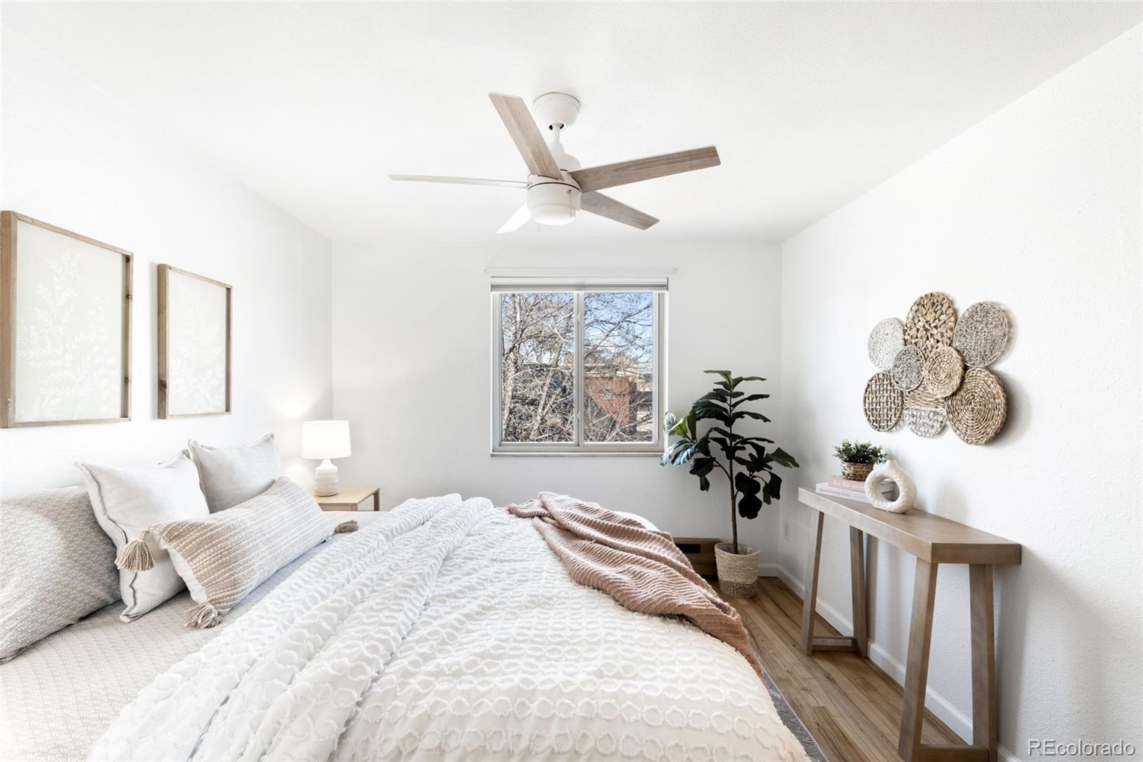 MLS Image #9 for 148 s emerson street 303,denver, Colorado