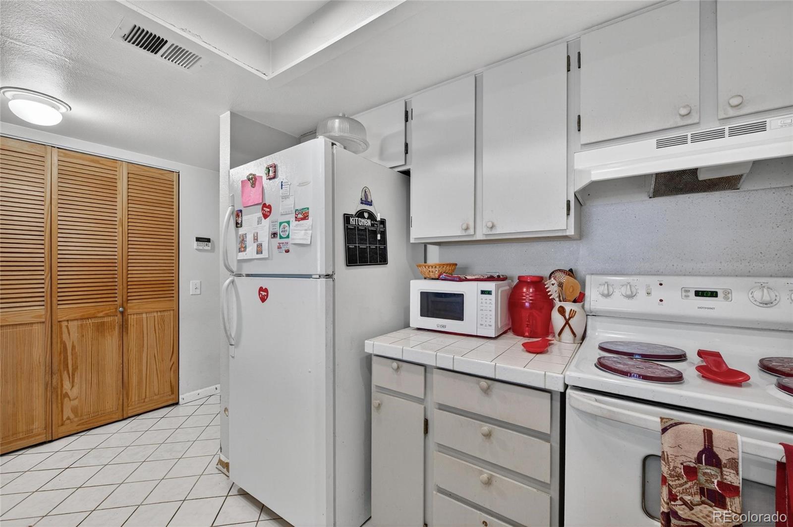 MLS Image #9 for 14086 e stanford circle f07,aurora, Colorado