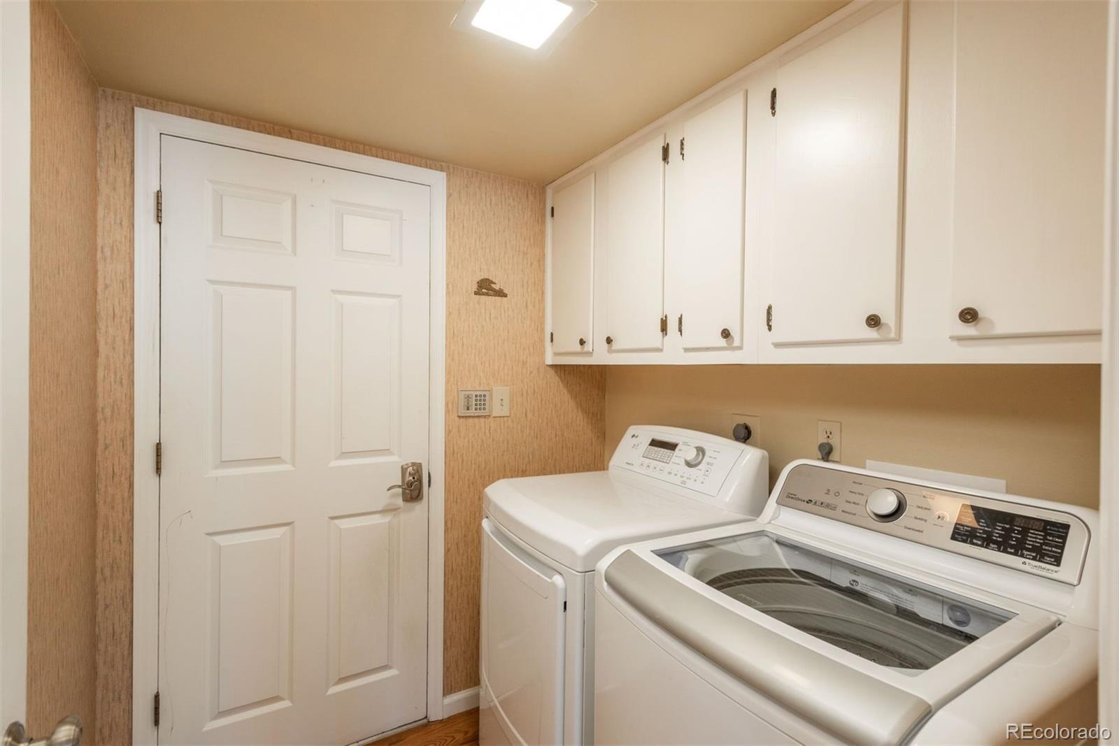 MLS Image #16 for 6731 s kearney court,centennial, Colorado