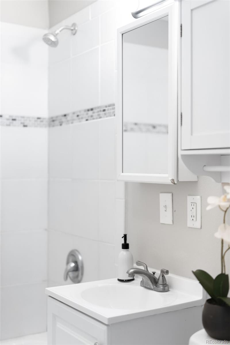 MLS Image #12 for 3123  uvalda street,aurora, Colorado