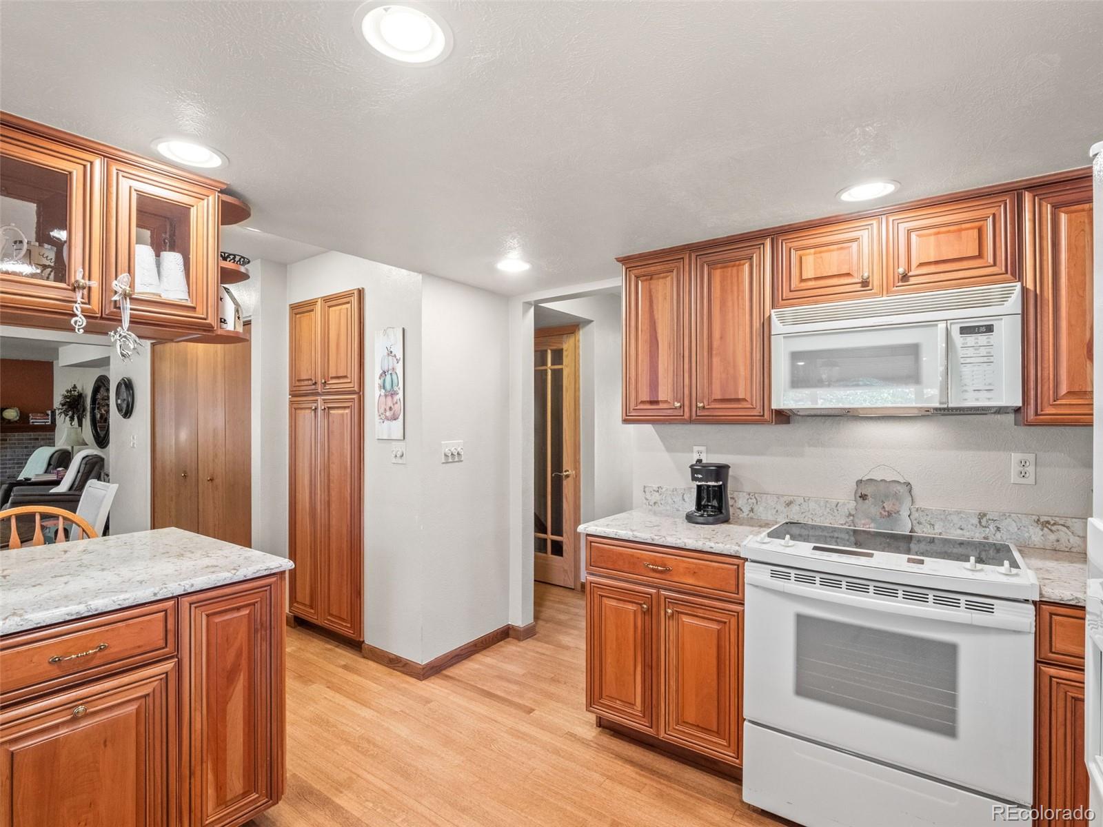 MLS Image #12 for 8393  flower court,arvada, Colorado