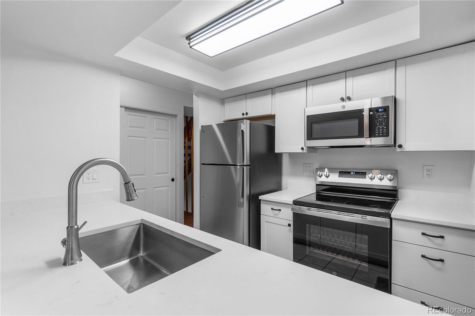 MLS Image #4 for 3860 s evanston street ,aurora, Colorado