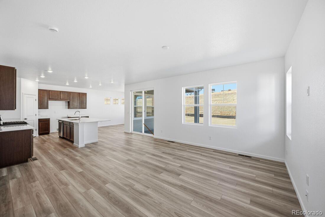 MLS Image #10 for 39803  penn road,elizabeth, Colorado