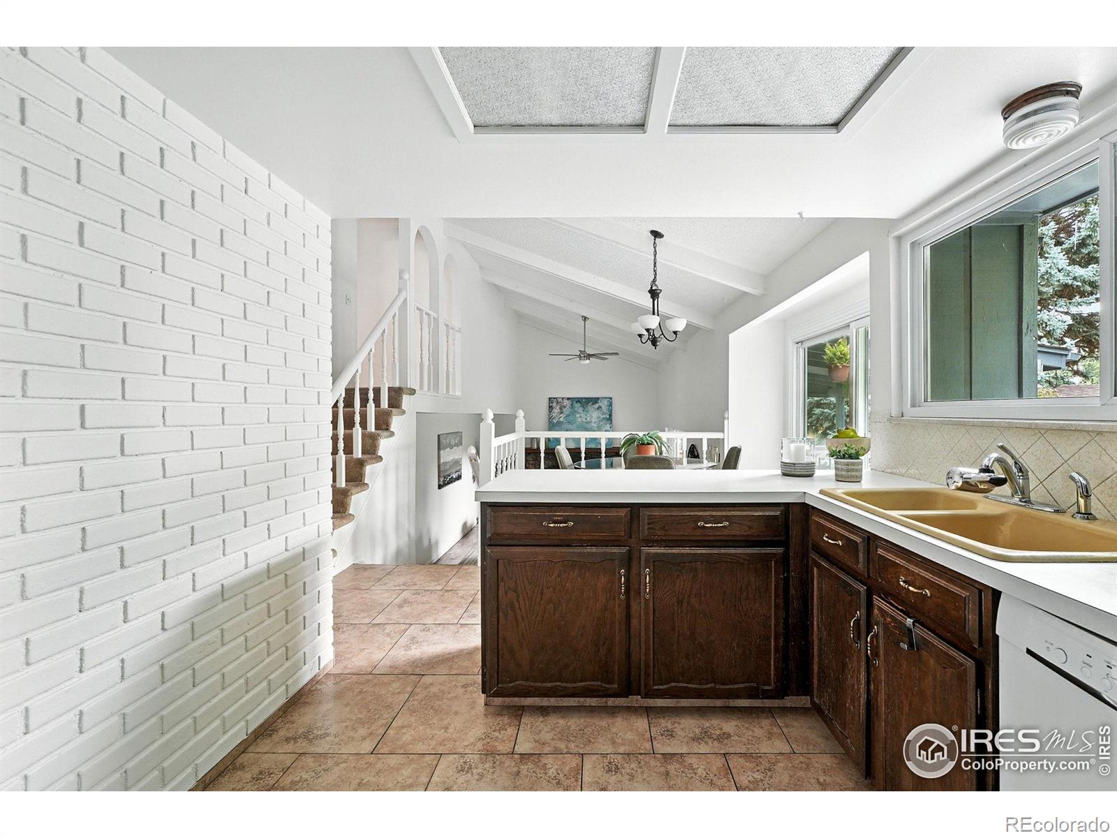 MLS Image #17 for 8764 e radcliff avenue,denver, Colorado