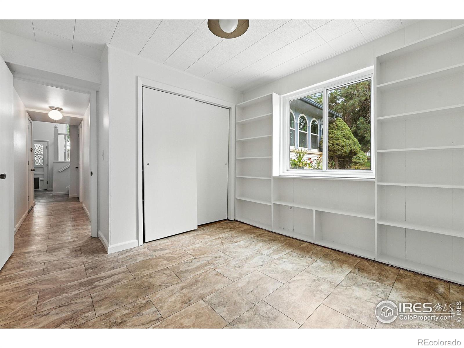 MLS Image #5 for 8764 e radcliff avenue,denver, Colorado