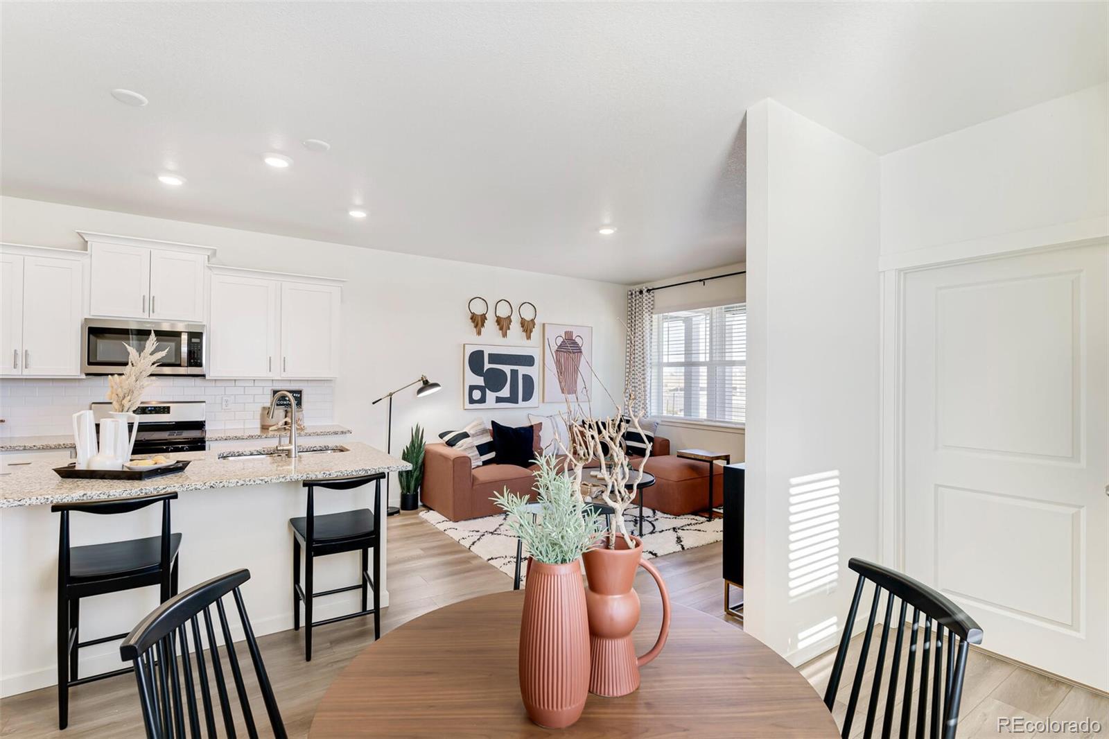 MLS Image #13 for 920  logan peak way,berthoud, Colorado