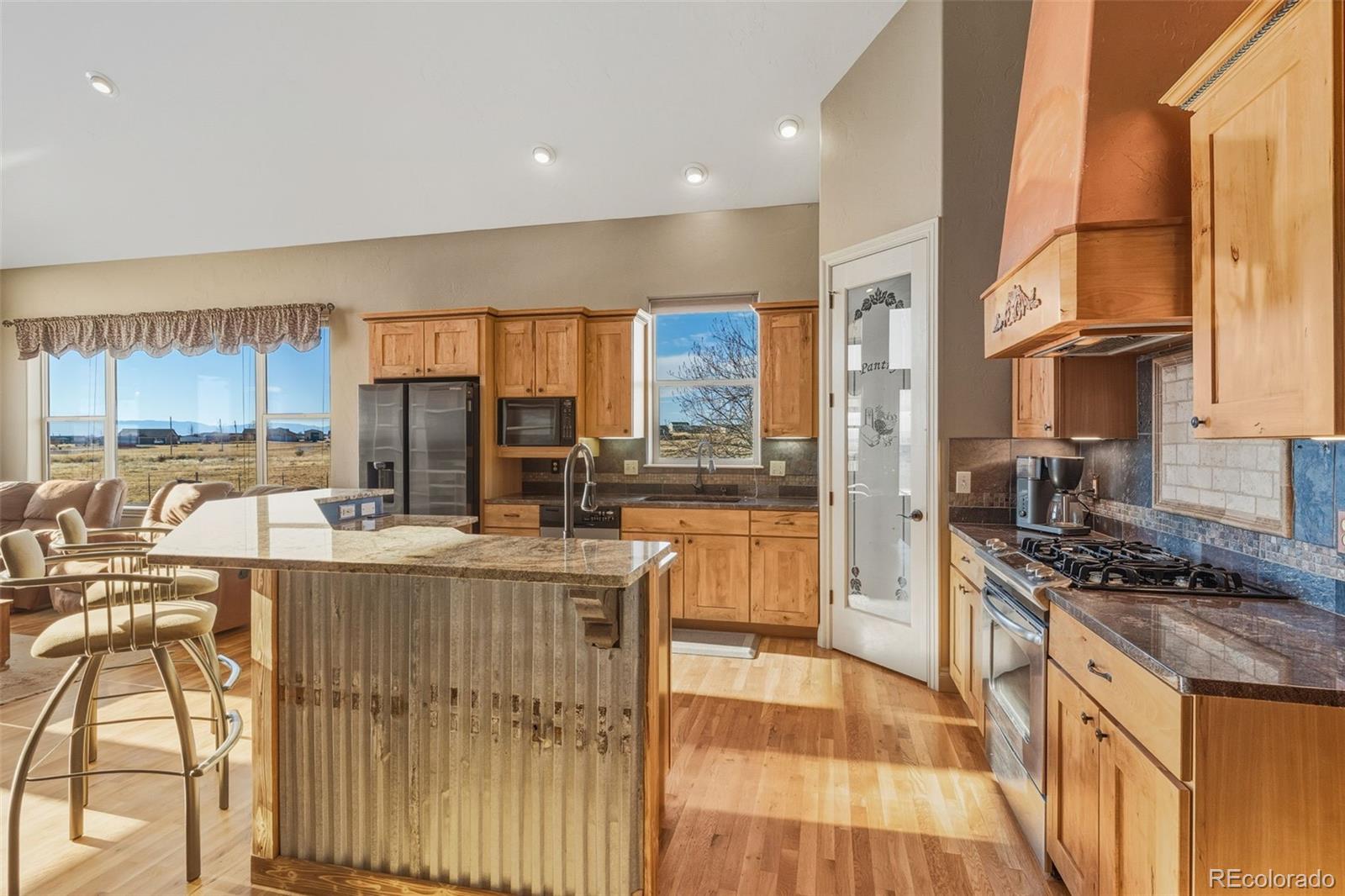 MLS Image #14 for 454 e fredonia drive,pueblo, Colorado