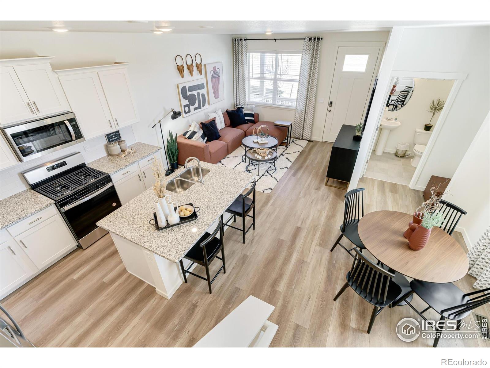 MLS Image #15 for 920  logan peak way,berthoud, Colorado