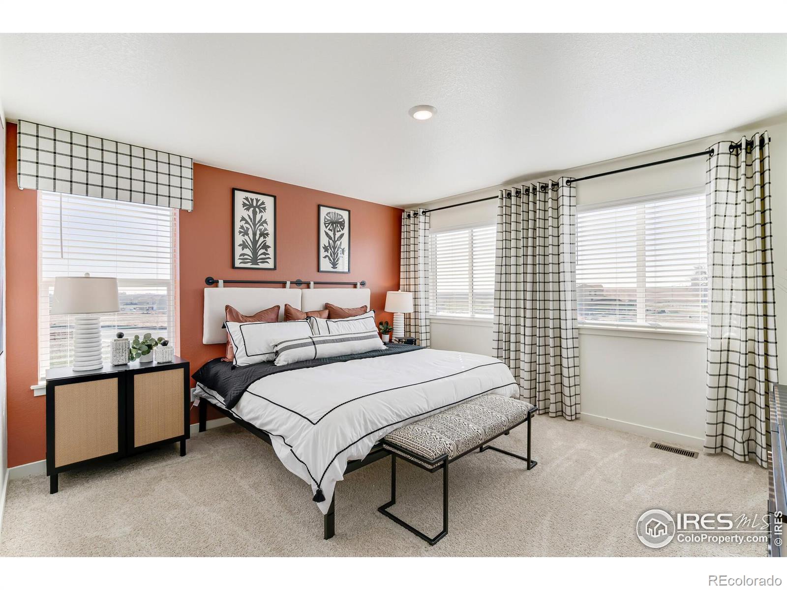 MLS Image #18 for 920  logan peak way,berthoud, Colorado